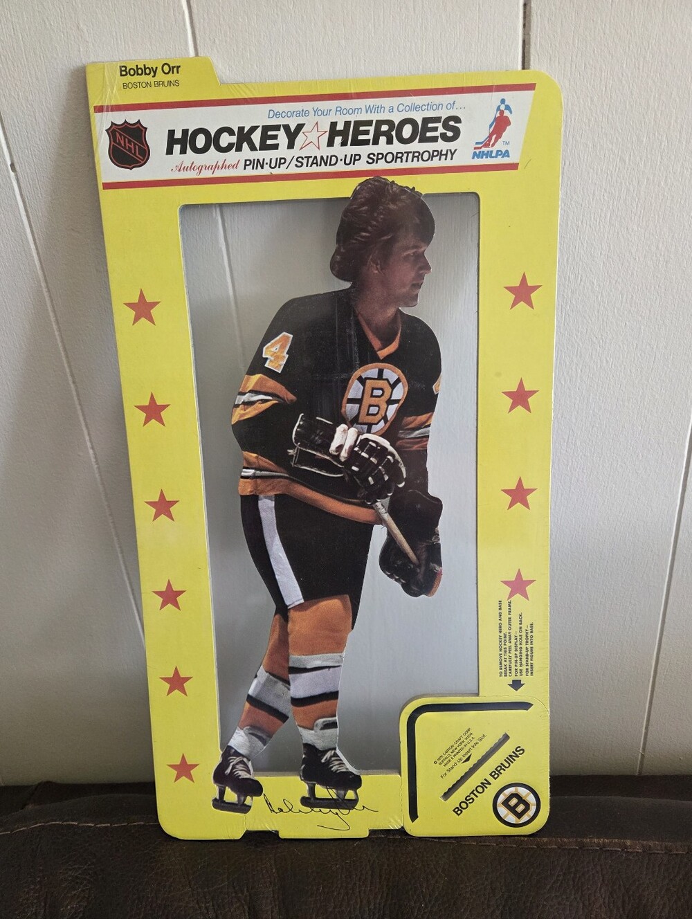 Hockey Heroes Bobby Orr Stand-Up Pin-Up - 1975